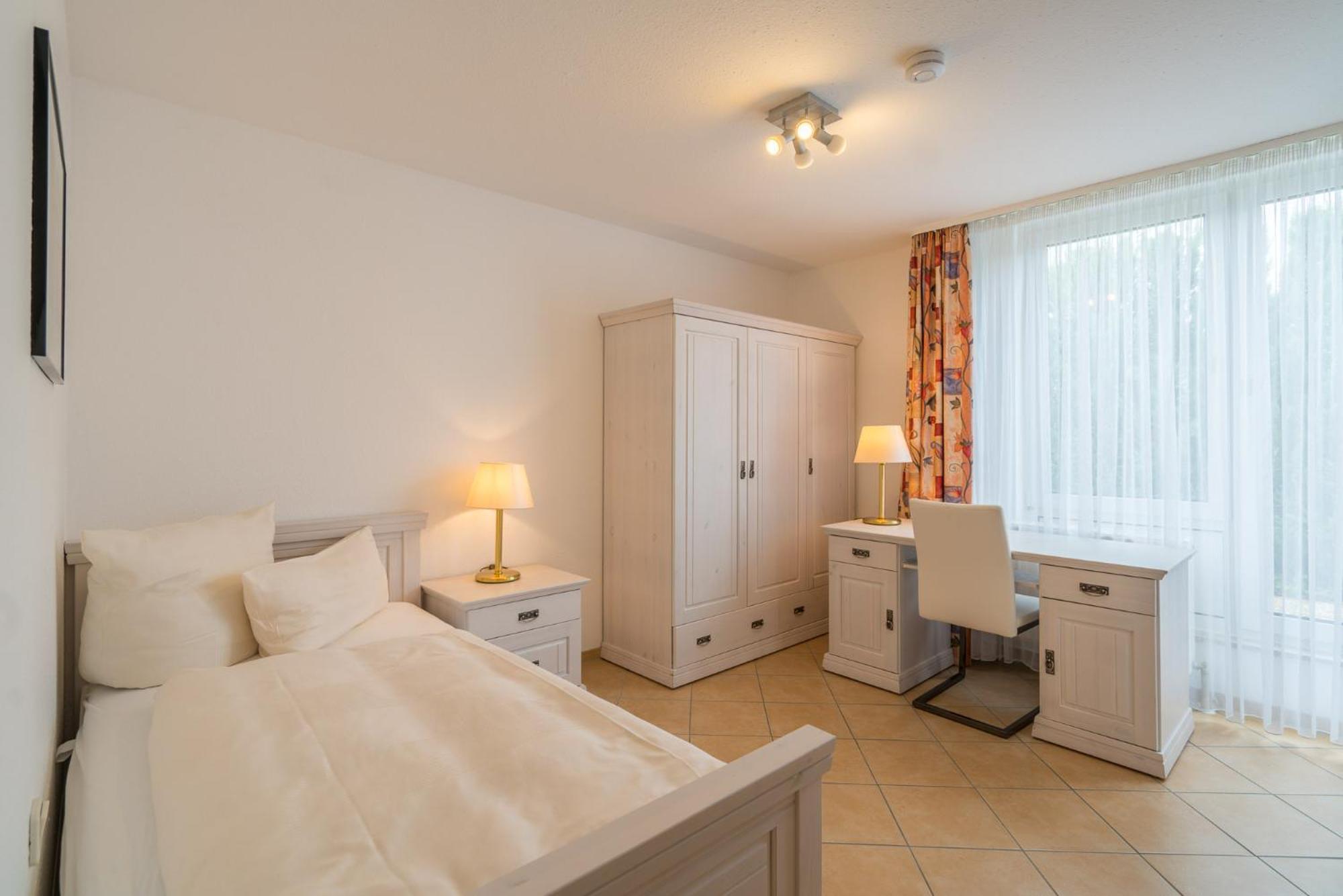 Airporthotel Residenz Steinenbronn ภายนอก รูปภาพ