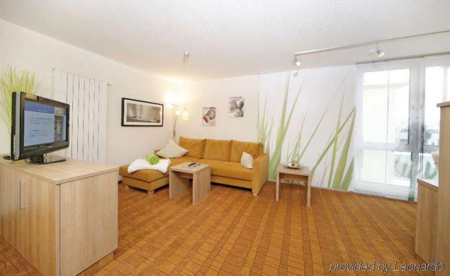 Airporthotel Residenz Steinenbronn ภายนอก รูปภาพ